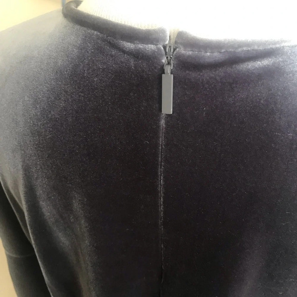 Tibi Bell Sleeve Stretch Velvet Top Grey Casual Women’s 4 - Picture 7 of 8